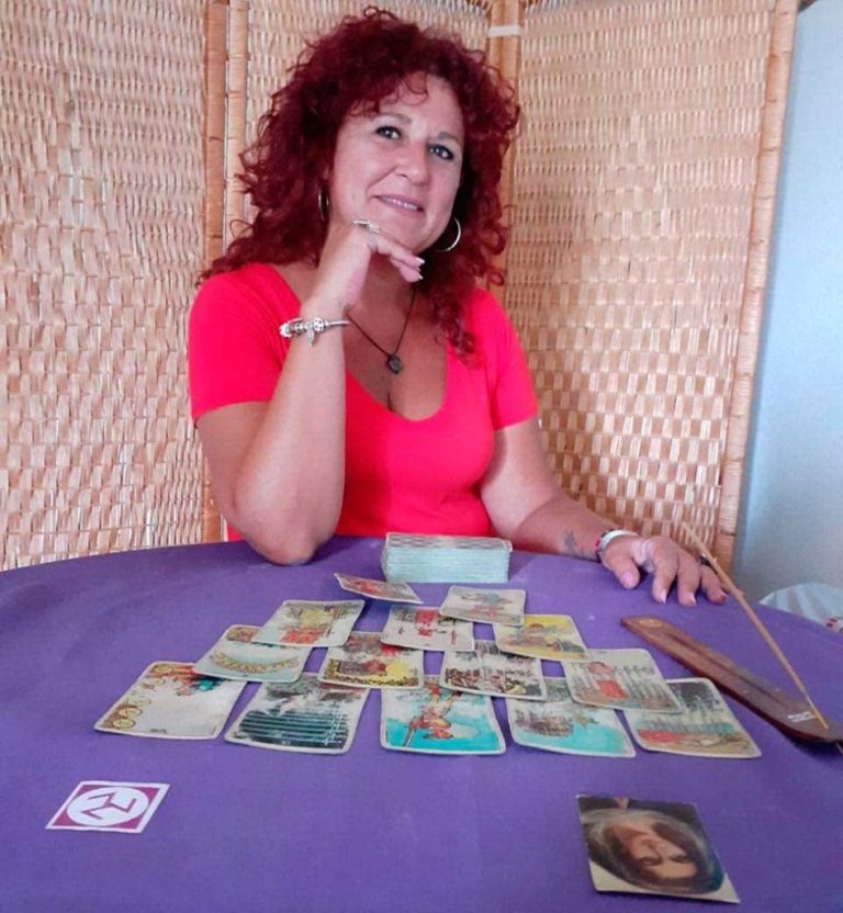 Buena Vidente y Tarotista【 2023 】·